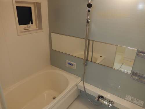 バス・シャワールーム　バス