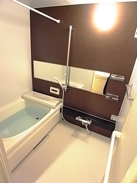 バス・シャワールーム　浴室