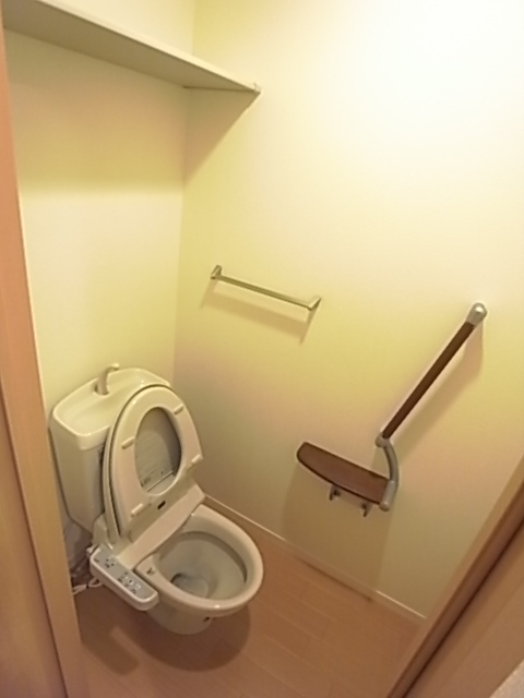 トイレ　トイレ