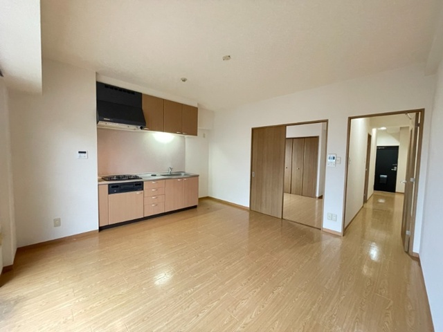 居室・リビング　開放感のある室内♪