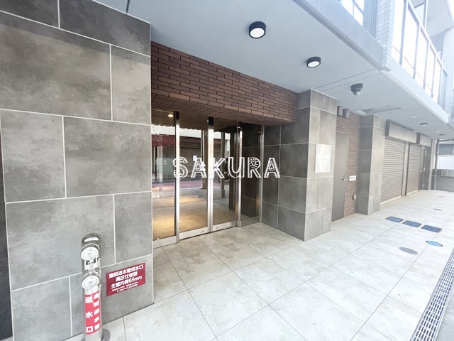 エントランス　管理の行き届いたエントランスです♪