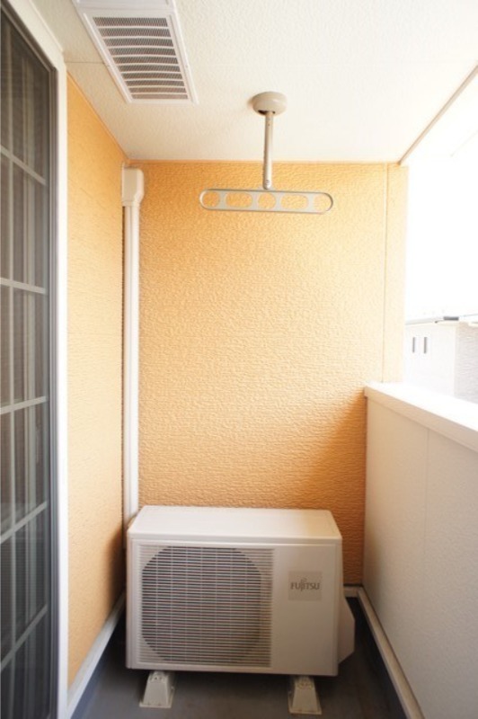 バルコニー　図面と現状に相違がある場合には現状を優先