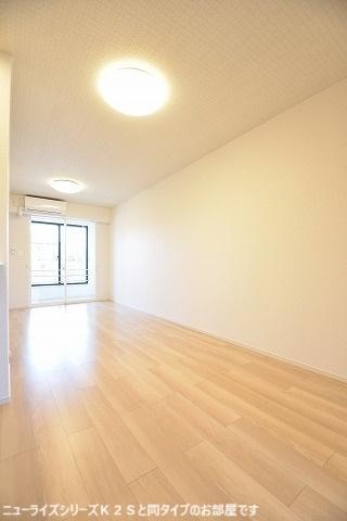 居室・リビング　※同タイプ部屋の写真です。