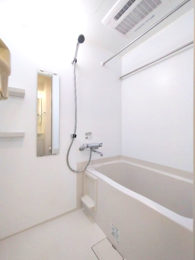 バス・シャワールーム　浴室