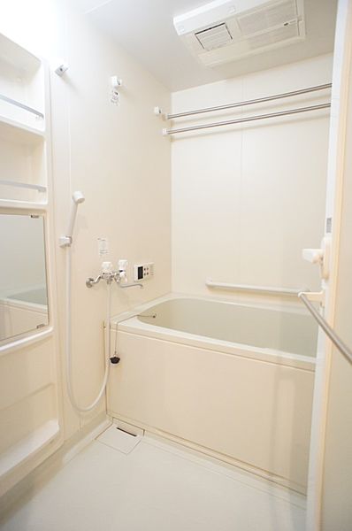バス・シャワールーム　日々の暮らしに欠かせないお風呂です
