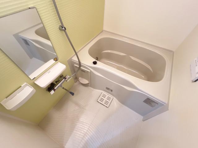 バス・シャワールーム　バス