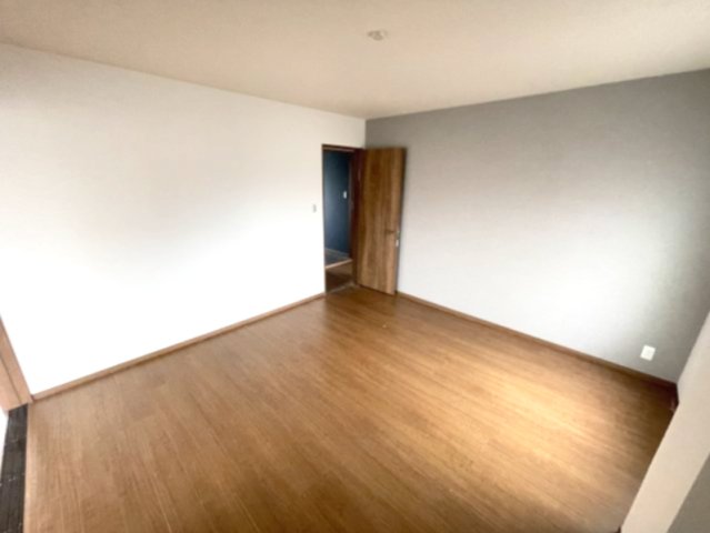 向田本町ビルの居間写真