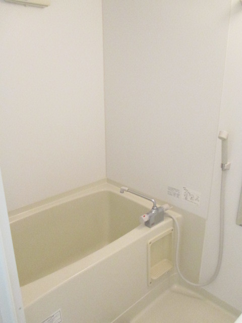 バス・シャワールーム　バスルーム