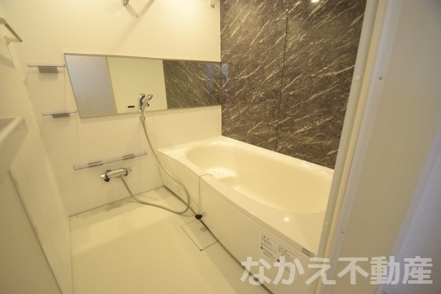 バス・シャワールーム　ゆったり過ごせるお風呂です