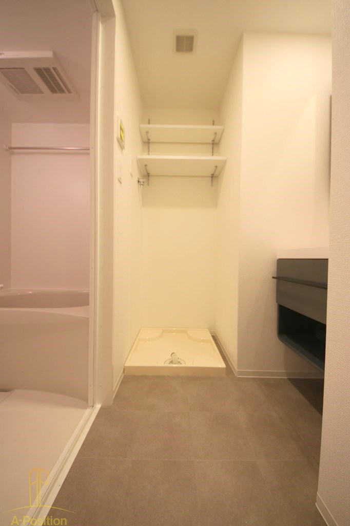 洗面設備　セレニテ堺筋本町リアン