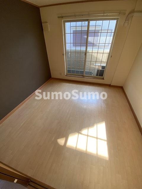 その他部屋・スペース　落ち着いて過ごせるお部屋なので、寝室にいかがでしょうか