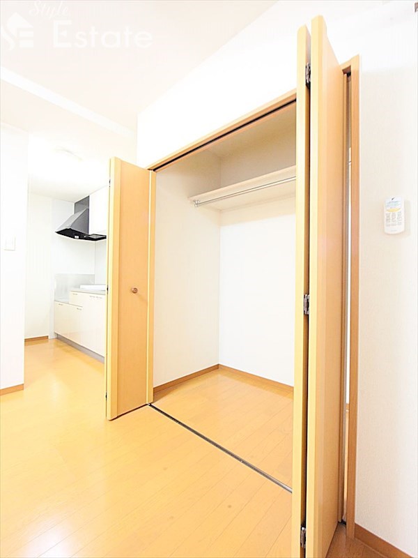 収納　クローゼット