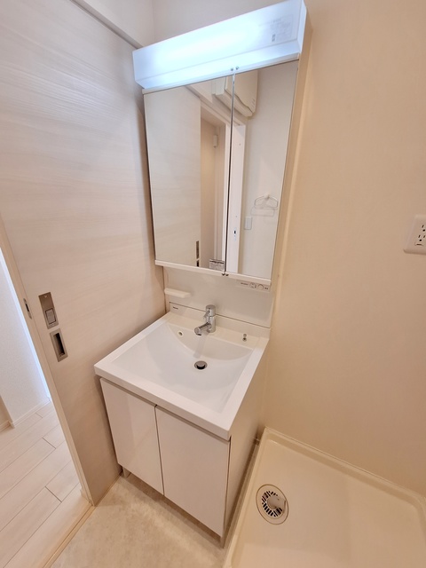 洗面設備　★2面鏡タイプの独立洗面台★