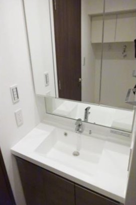 洗面設備　同タイプのお写真です