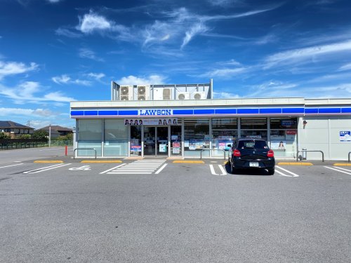 コンビニ　ローソン（コンビニ）まで888m