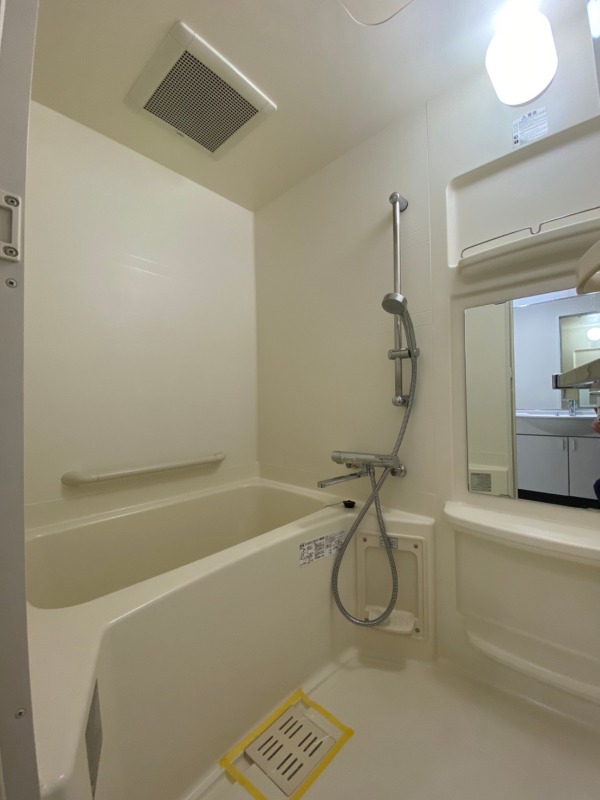 バス・シャワールーム　※別部屋の参考写真です。
