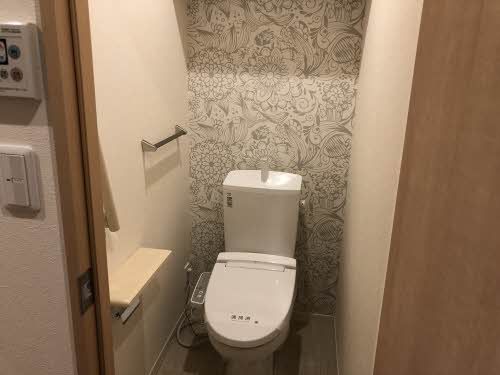 トイレ　トイレ