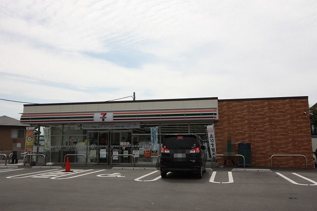 コンビニ　セブンイレブン大城1丁目店（コンビニ）まで400m