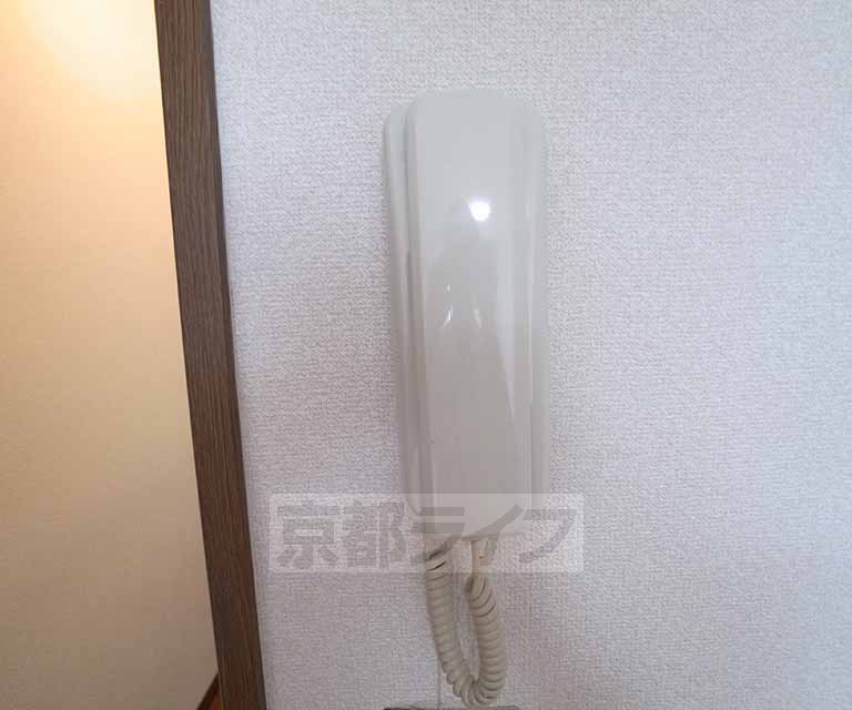 その他設備　インターホン付です・