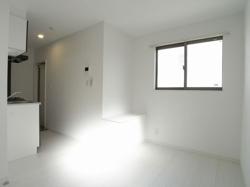 居室・リビング　☆明るい洋室☆