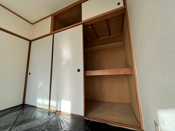 収納　※別部屋のお写真でございます。