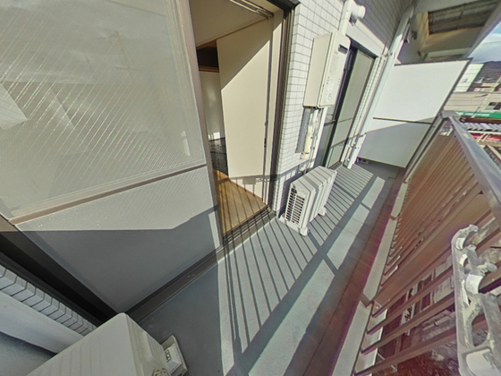 バルコニー　※別部屋のお写真でございます。