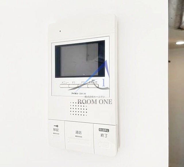 セキュリティ　モニター付きインターホンです。