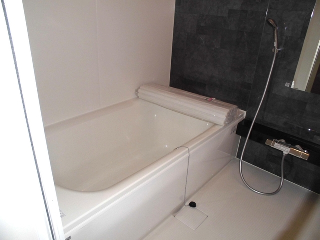 バス・シャワールーム　浴室