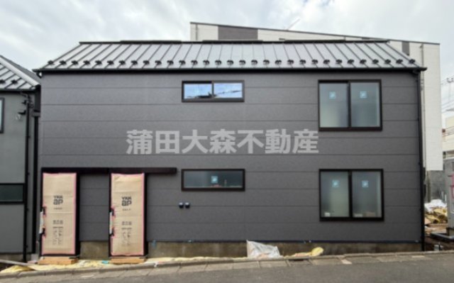 建物外観　2026年3月築　木造地上2階建て総戸数2戸