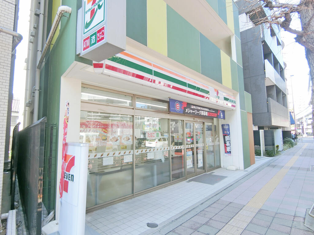 コンビニ　セブンイレブン世田谷上馬4丁目店（コンビニ）まで128m