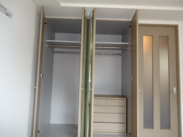 収納　クローゼット