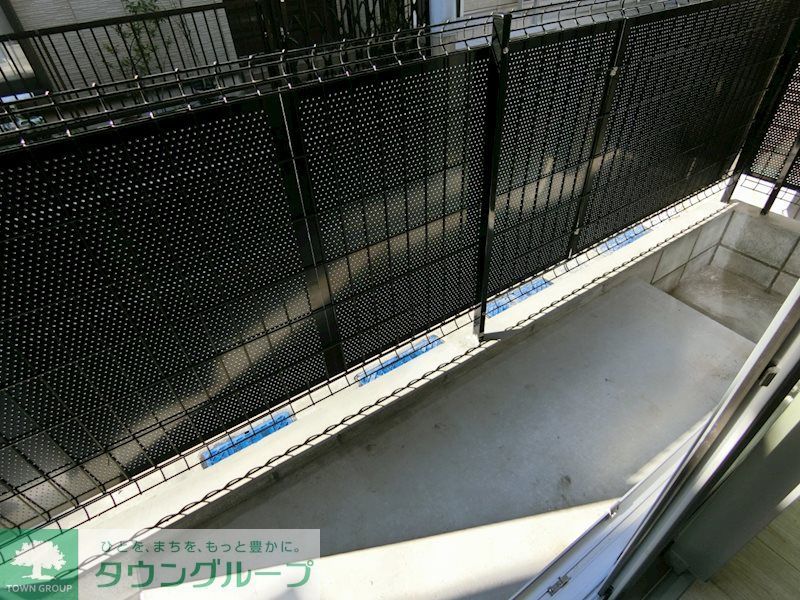 バルコニー　1階はテラス付！