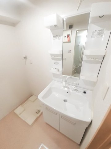 洗面設備　忙しい朝には欠かせない洗面所です