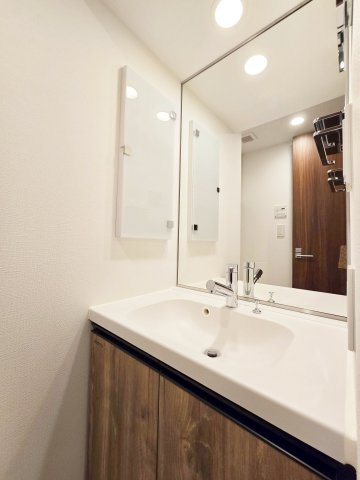 洗面設備　☆嬉しい独立洗面台☆