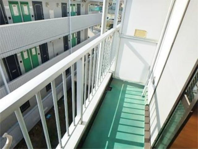 バルコニー　日当たり良好でお洗濯バッチリ