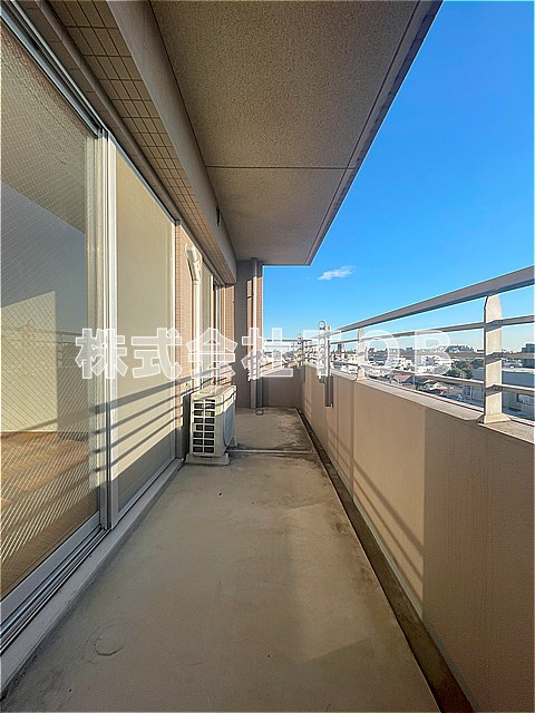 バルコニー　※クリーニング中の撮影※