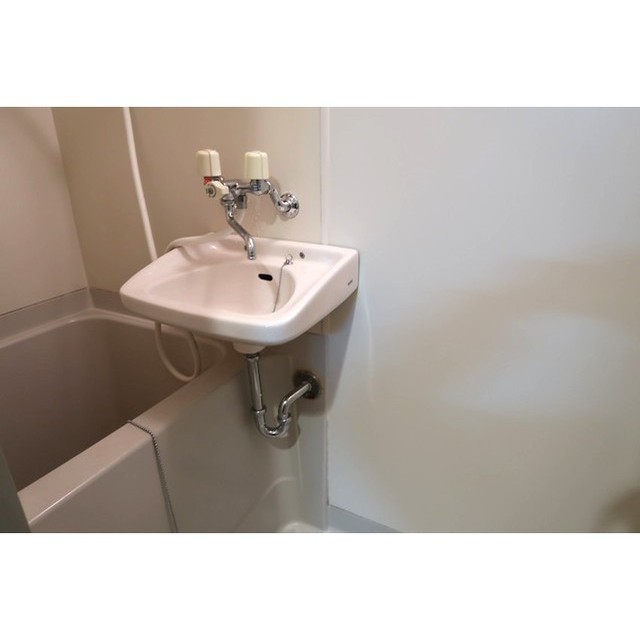 洗面設備　洗面台　参考写真