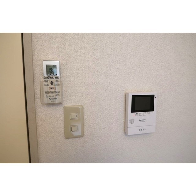 セキュリティ　ＴＶインターホン　参考写真