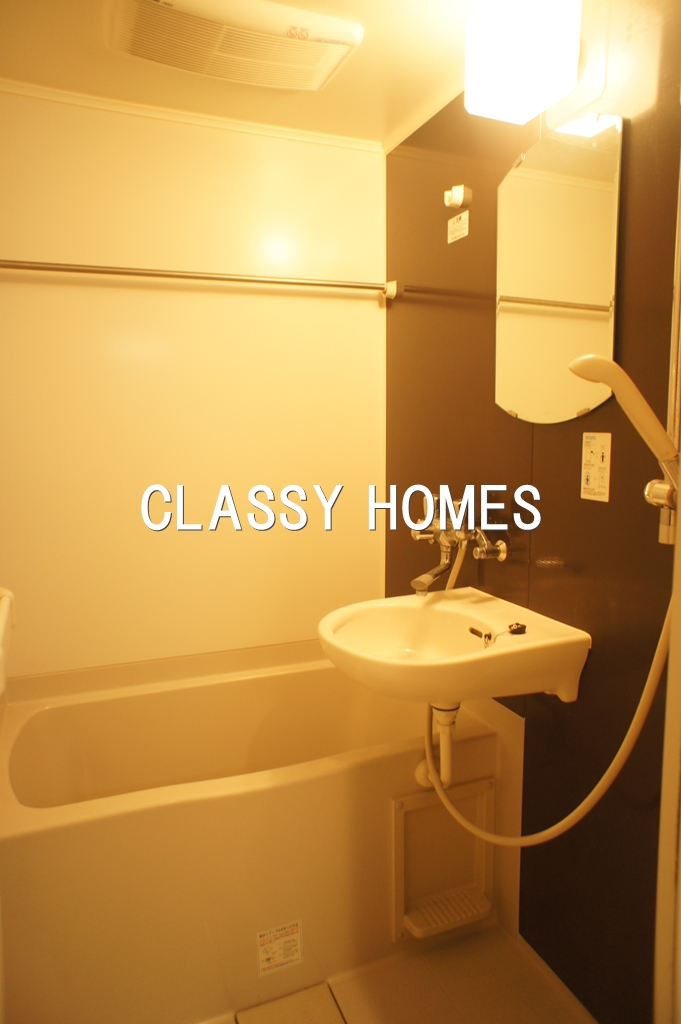 バス・シャワールーム　2005年3月竣工　プレール・ドゥーク東京ベイ：バス