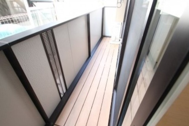 バルコニー　バルコニー