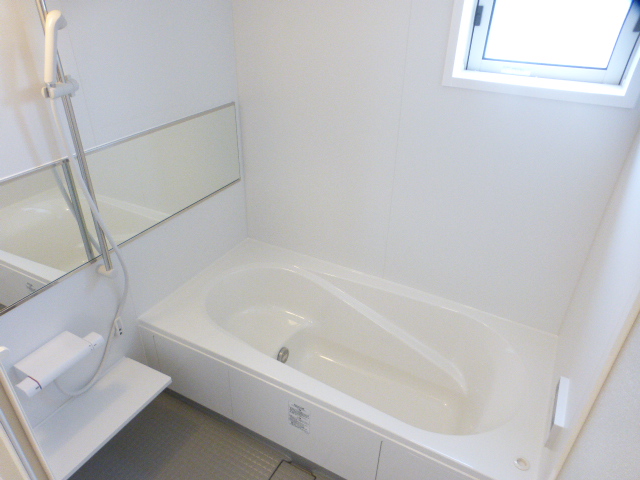 バス・シャワールーム　バスルーム　浴室乾燥機付