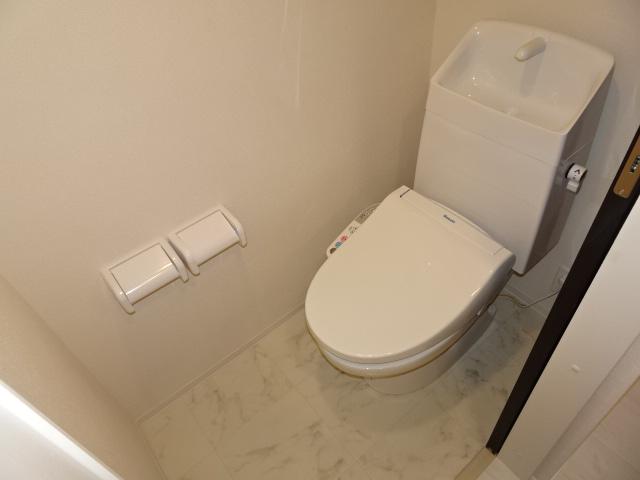 トイレ　シャワー付トイレ