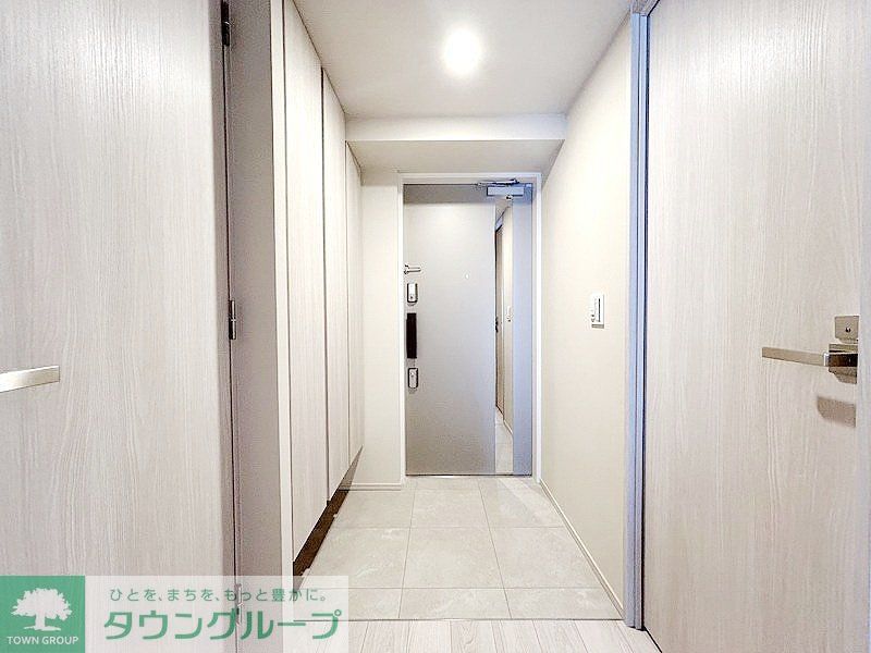 玄関　お部屋探しは株式会社　タウンハウジング　までお気軽にお問合…