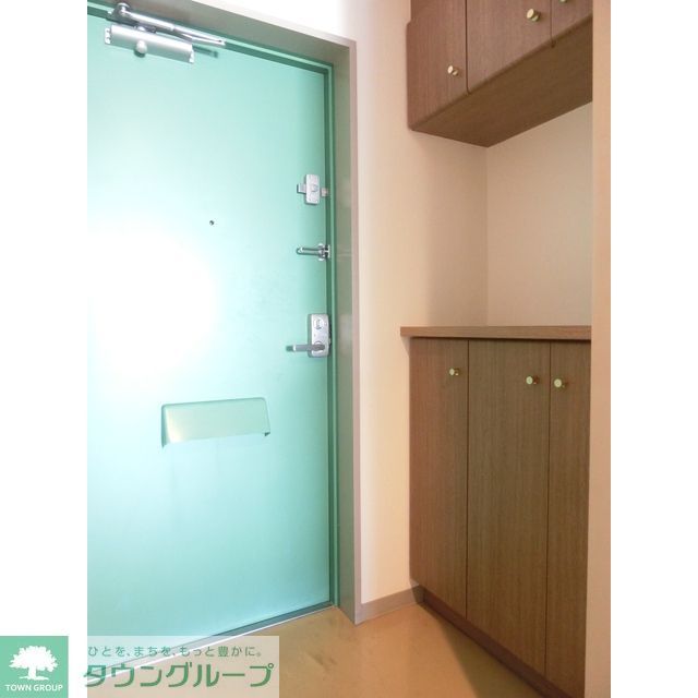 玄関　ダブルロック、シューズボックス