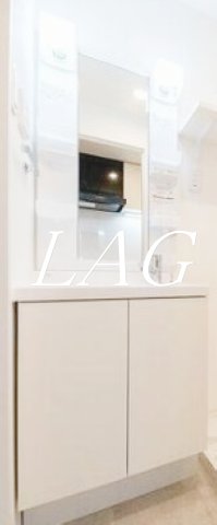 洗面設備　独立洗面台です。