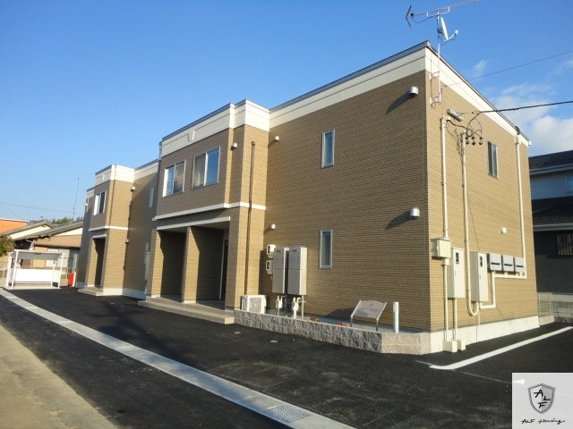 建物外観　外観写真（昼）