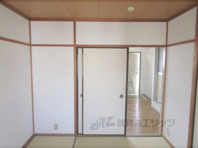 居室・リビング　和室