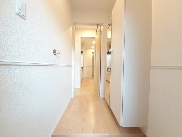 玄関　シンプルで使いやすい玄関です