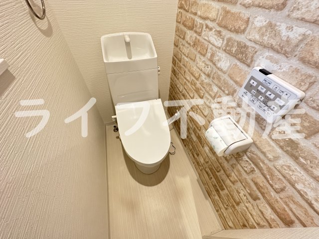 トイレ　コンパクトで使いやすいトイレです
