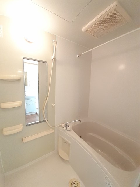 バス・シャワールーム　バス